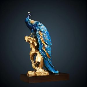 Luxury Auspicious Bronze Peacock Ornament Vibrant Long Tail Peacock Statue Ideal for Housewarming Corporate Opening Gift