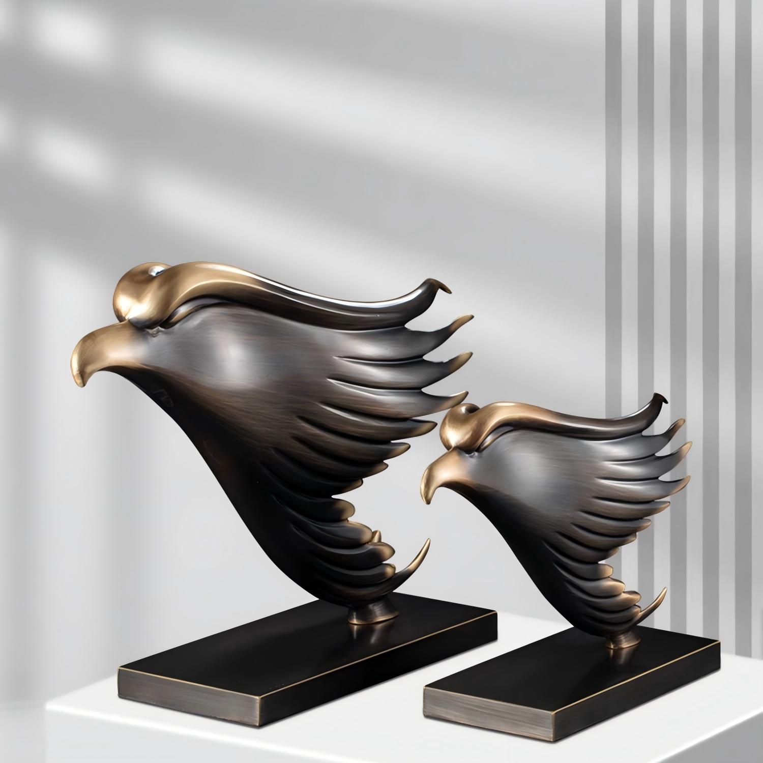 Brass Eagle Head Sculpture Abstract Flying Hawk Head Statue Metal Eagle Ornament for Office Desktop Decor Business Gift - Image 3