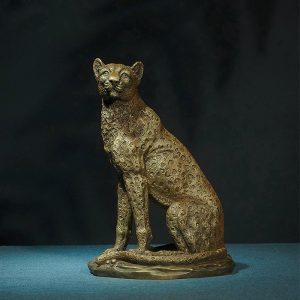 Brass Sitting Leopard Figurine Antique Bronze Cheetah Statue Luxury Animal Ornament for Living Room Office Desk Business Gift